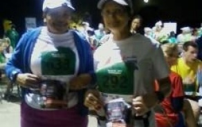 Runners at the race. 