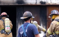 Zoom image: firefighters
