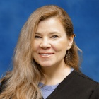 Elisabeth Thompson headshot. 